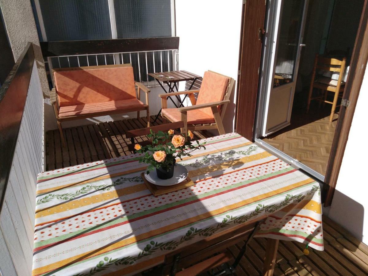 Le Pardeilhan Appt Chaleureux, Lumineux Avec Terrasse Et Parking En Coeur De Ville Bagnères-de-Luchon Eksteriør bilde
